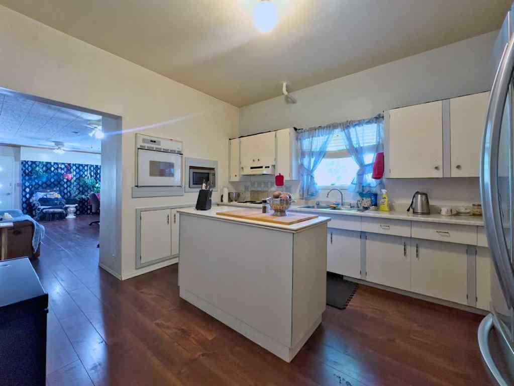 MLS® A2237217 - 6754 17 Avenue  in NONE Coleman, Residential