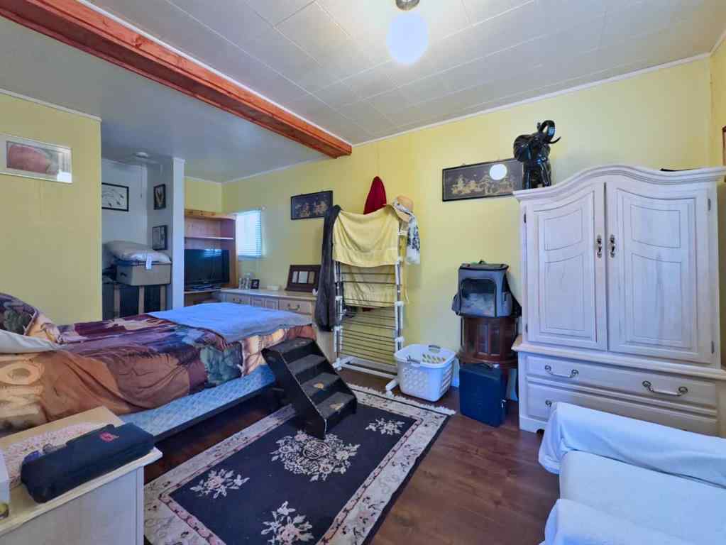 MLS® A2237217 - 6754 17 Avenue  in NONE Coleman, Residential