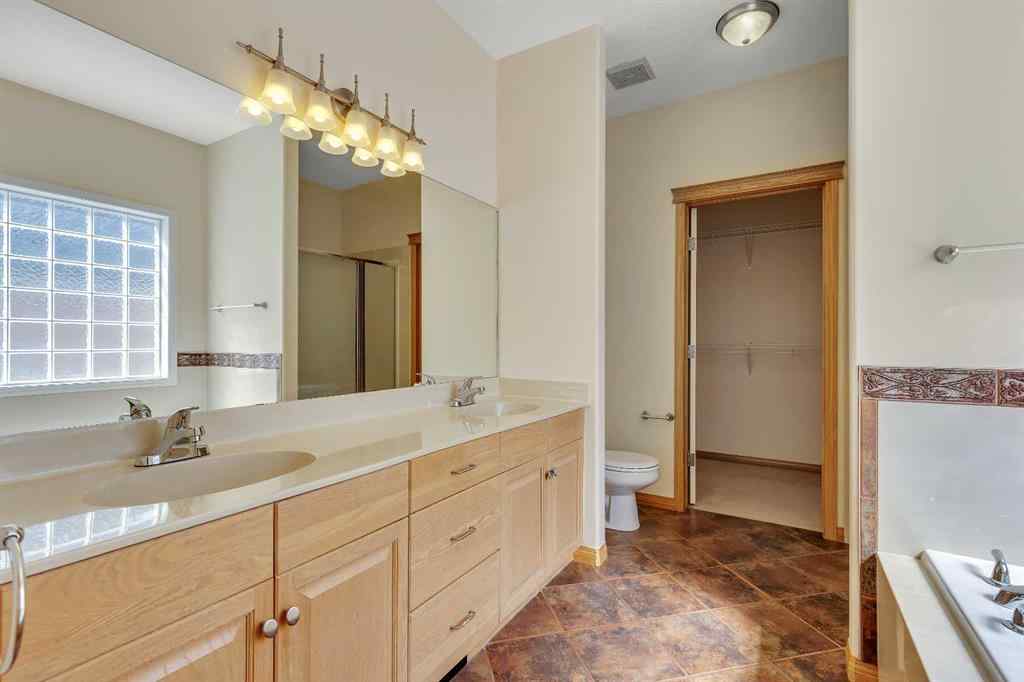 MLS® A2237234 - 1069 Panorama Hills Landing NW in Panorama Hills Calgary, Residential