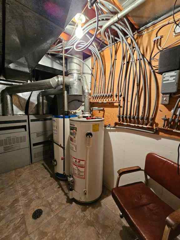 MLS® A2237245 - 301 Centre Avenue NE in NONE Milk River, Residential