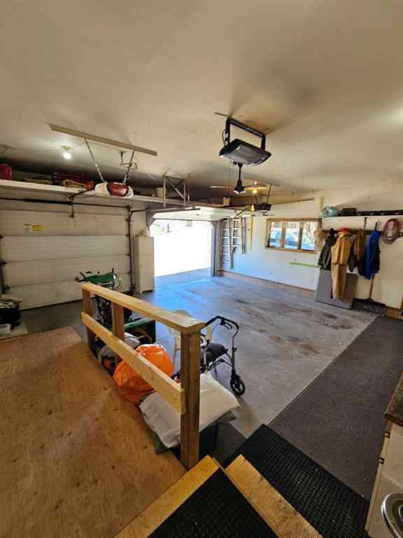 MLS® A2237245 - 301 Centre Avenue NE in NONE Milk River, Residential