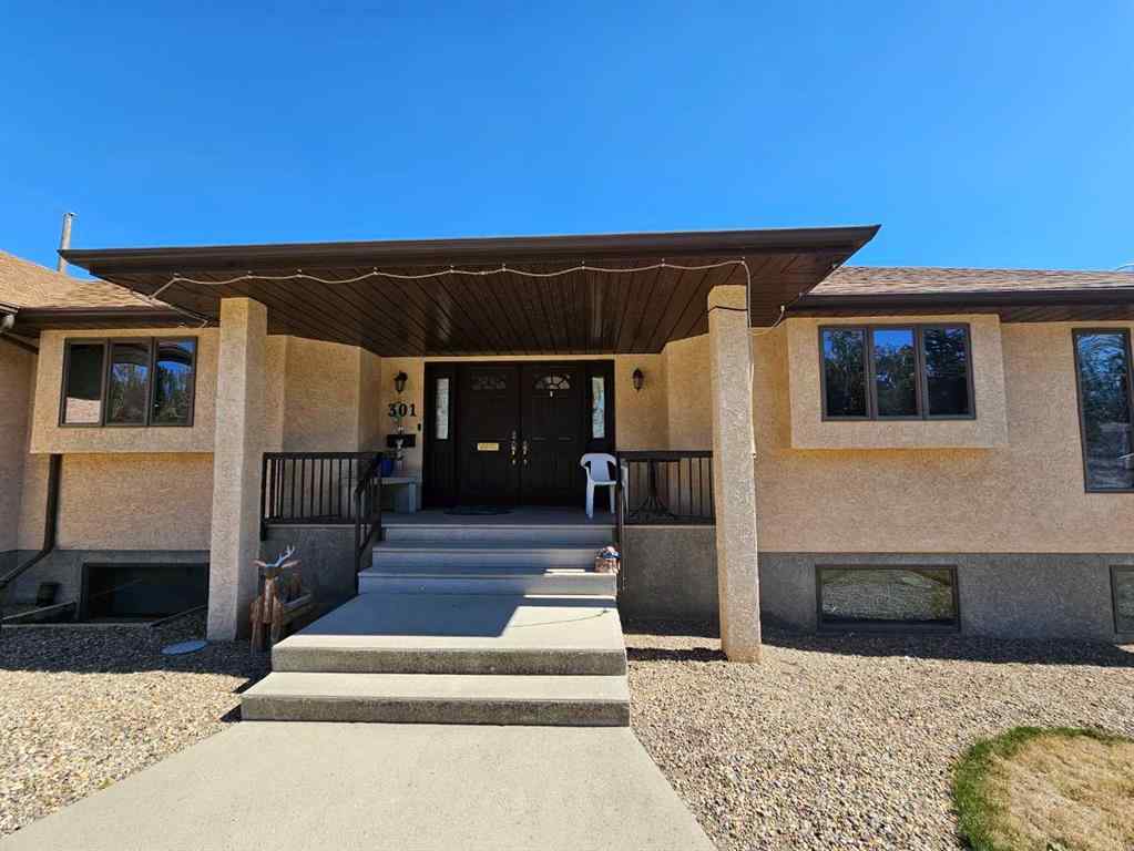 MLS® A2237245 - 301 Centre Avenue NE in NONE Milk River, Residential