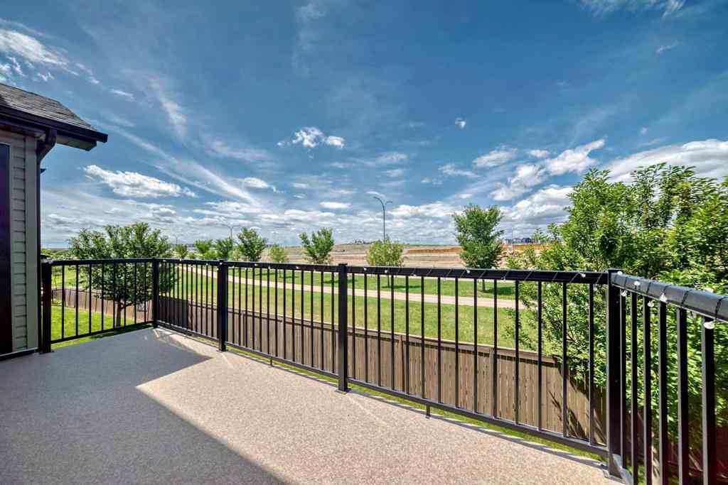 MLS® A2237250 - 172 SPRINGMERE Grove  in Westmere Chestermere, Residential