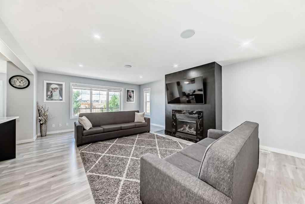 MLS® A2237250 - 172 SPRINGMERE Grove  in Westmere Chestermere, Residential