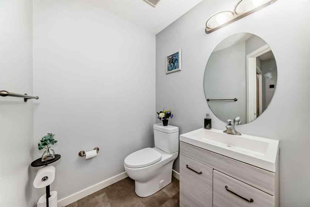 MLS® A2237250 - 172 SPRINGMERE Grove  in Westmere Chestermere, Residential
