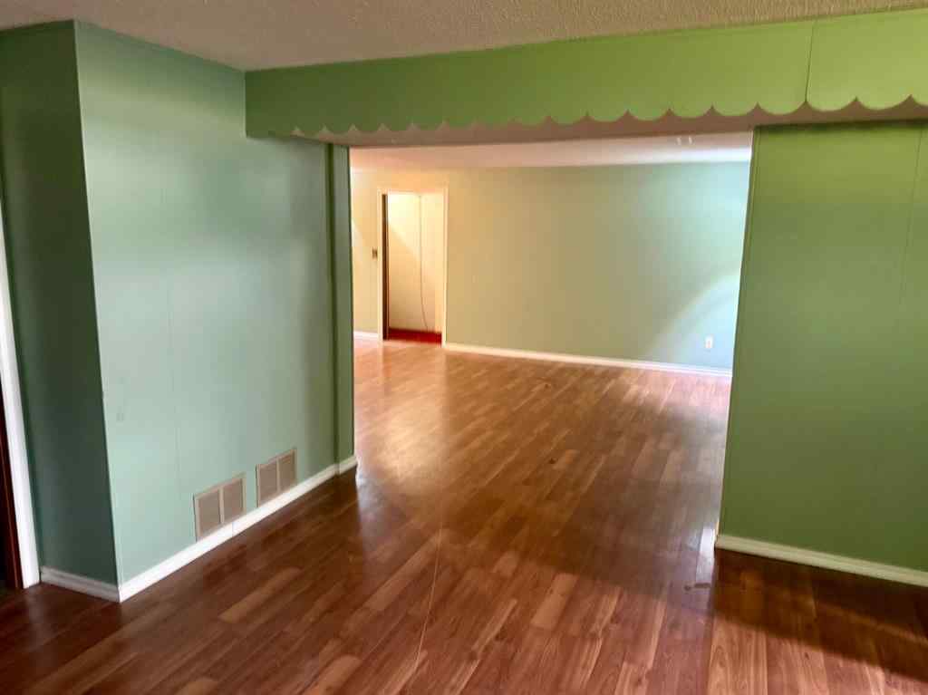 MLS® A2237253 - 9917 103 Avenue  in Plamondon Plamondon, Residential