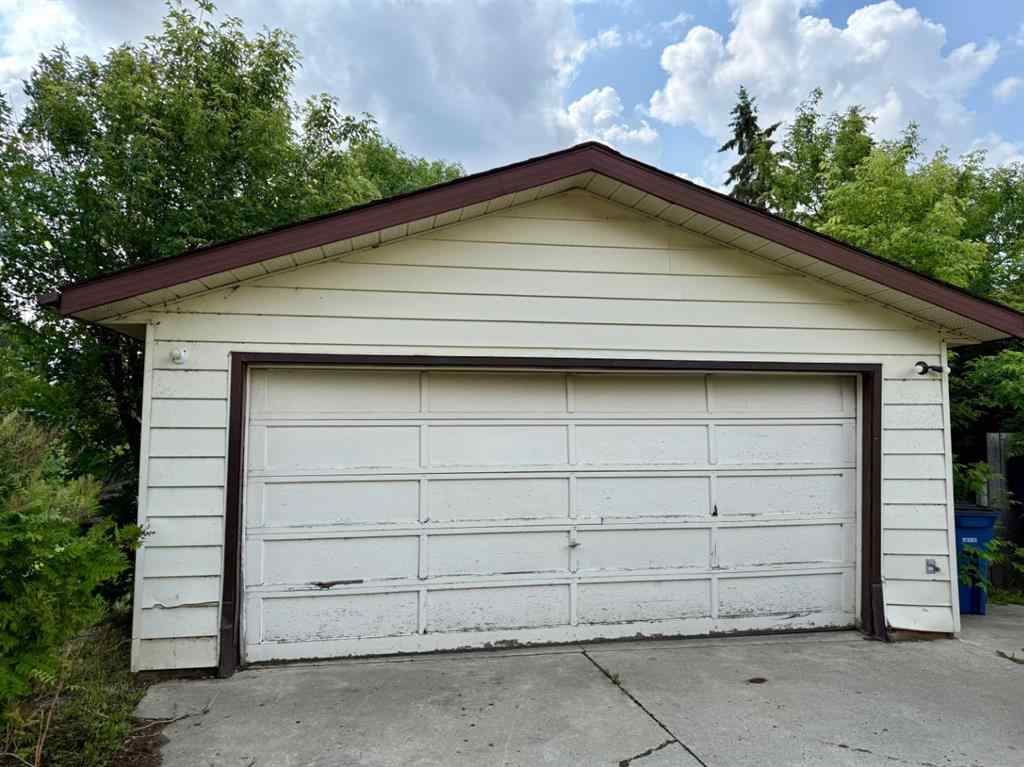 MLS® A2237253 - 9917 103 Avenue  in Plamondon Plamondon, Residential