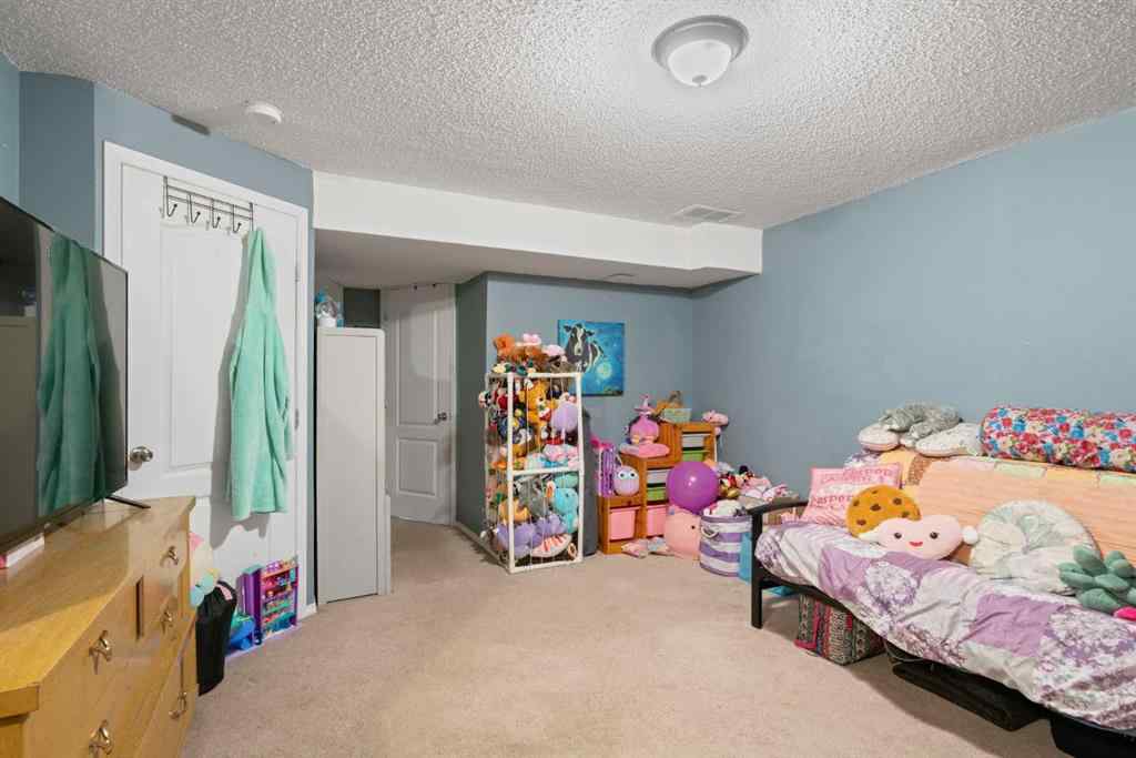 MLS® A2237303 - 25 Elgin Meadows View SE in McKenzie Towne Calgary, Residential