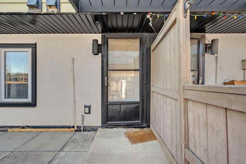 MLS® A2237311 - Unit #21 3809 45 Street SW in Glenbrook Calgary, Residential