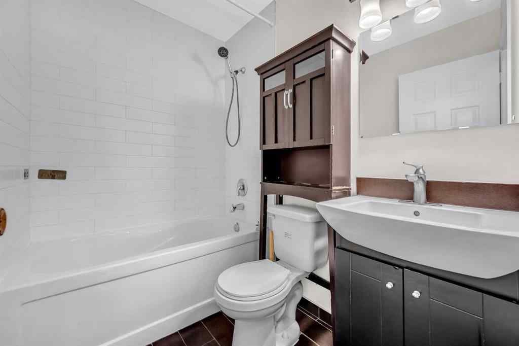 MLS® A2237311 - Unit #21 3809 45 Street SW in Glenbrook Calgary, Residential