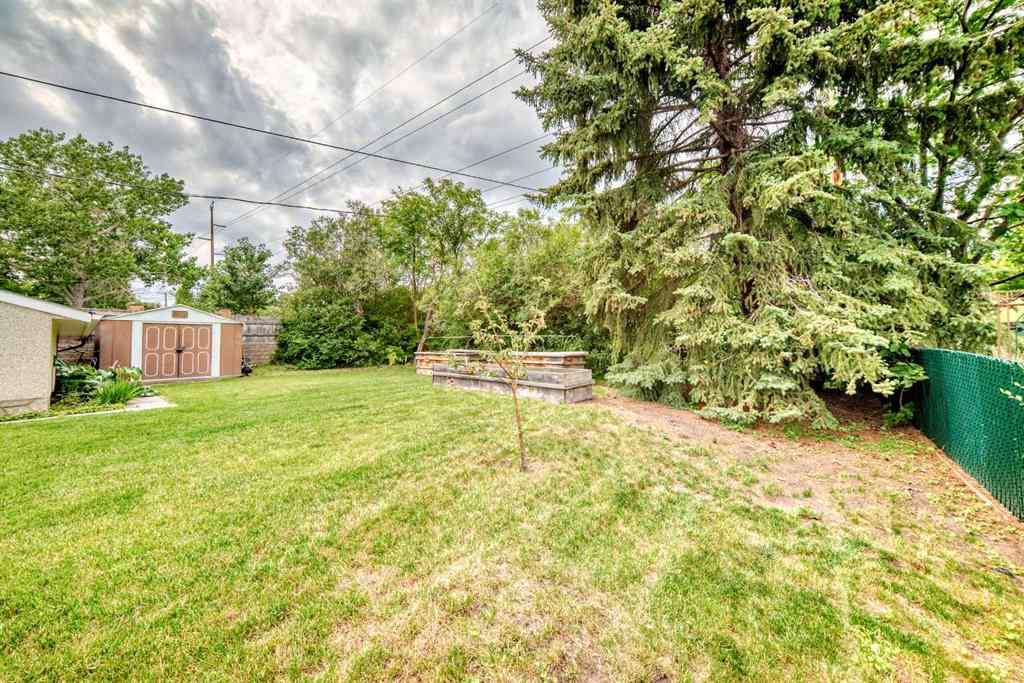MLS® A2237324 - 1004 Hunterston Hill NW in Huntington Hills Calgary, Residential