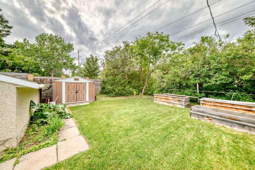 MLS® A2237324 - 1004 Hunterston Hill NW in Huntington Hills Calgary, Residential