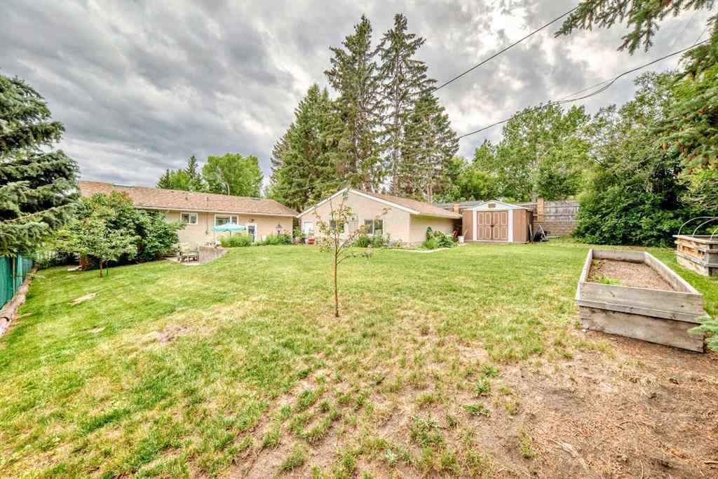 MLS® A2237324 - 1004 Hunterston Hill NW in Huntington Hills Calgary, Residential