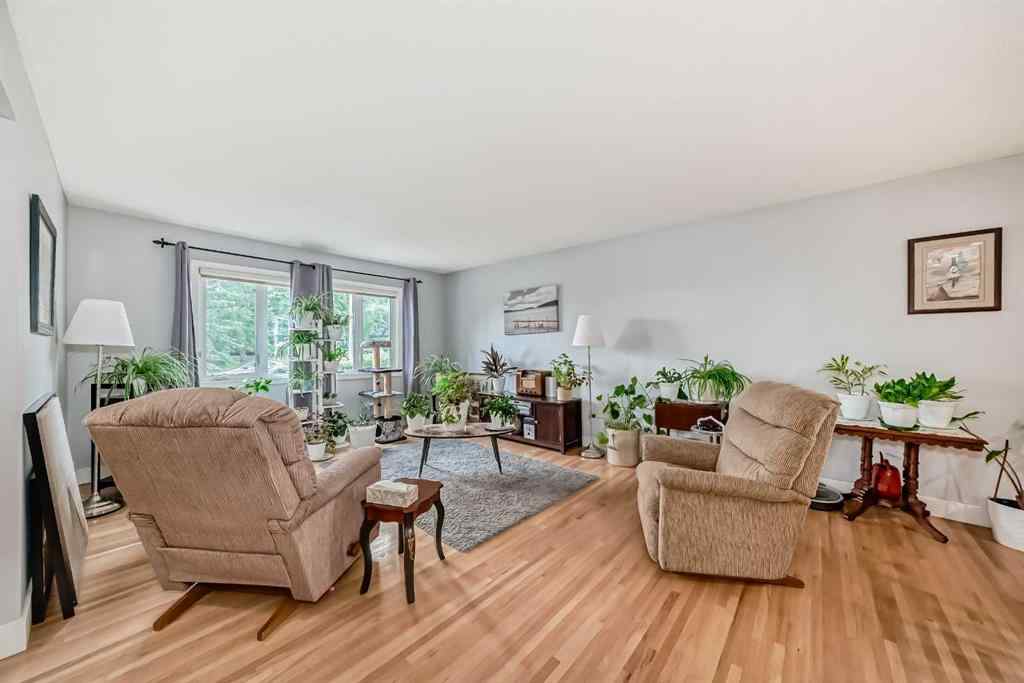MLS® A2237324 - 1004 Hunterston Hill NW in Huntington Hills Calgary, Residential