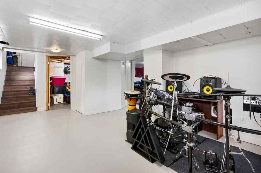 MLS® A2237328 - 4936 49 Street  in Hardisty Hardisty, Residential