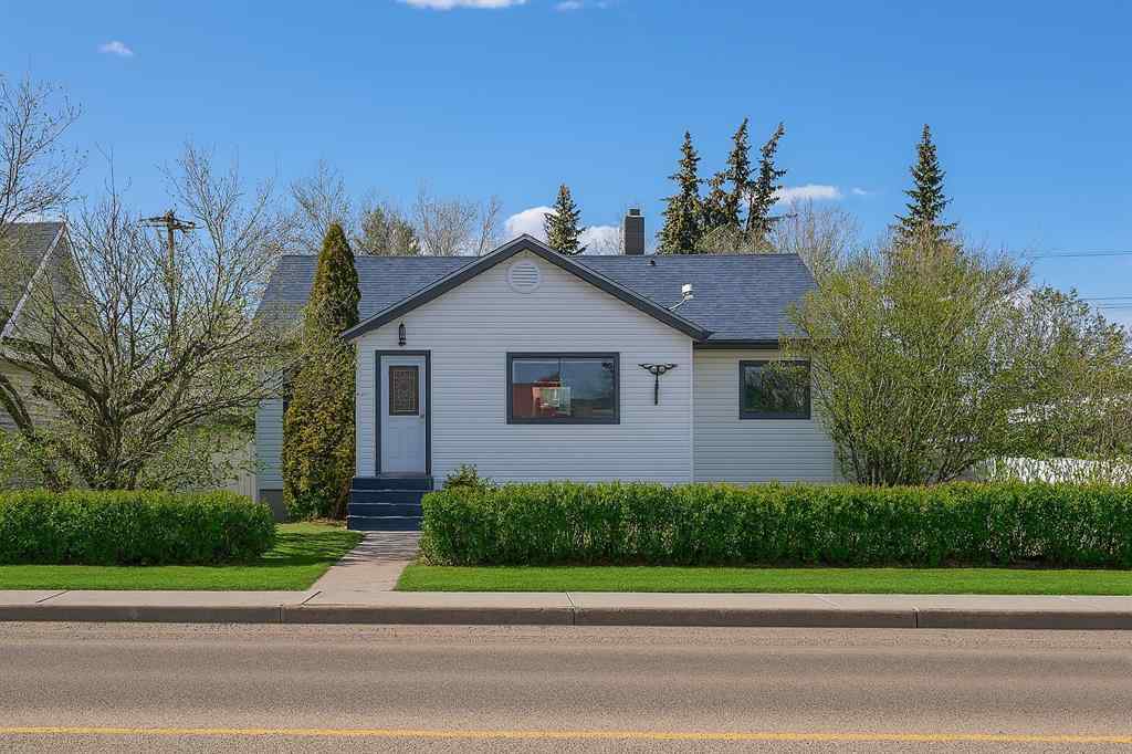 MLS® A2237328 - 4936 49 Street  in Hardisty Hardisty, Residential