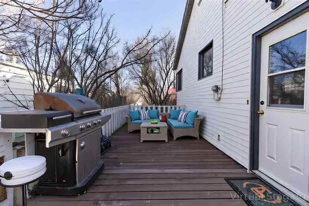 MLS® A2237328 - 4936 49 Street  in Hardisty Hardisty, Residential