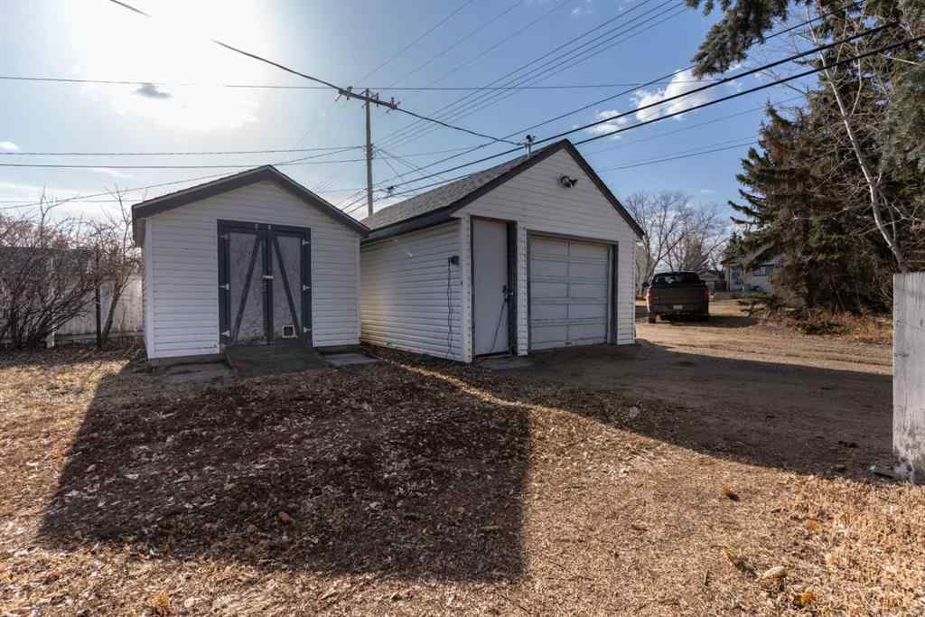 MLS® A2237328 - 4936 49 Street  in Hardisty Hardisty, Residential