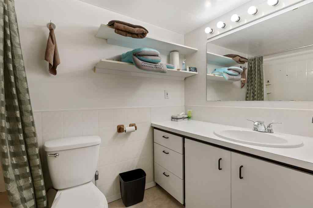 MLS® A2237328 - 4936 49 Street  in Hardisty Hardisty, Residential