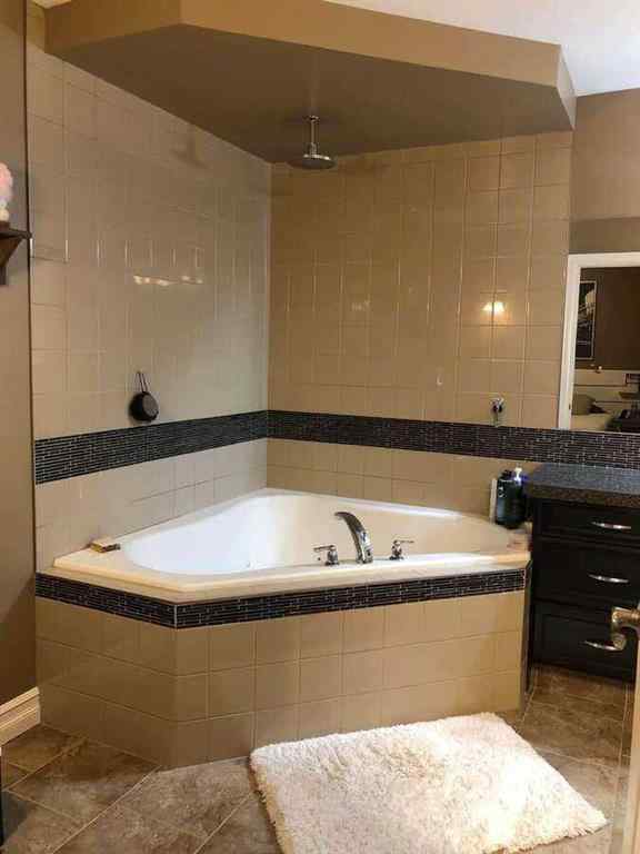 MLS® A2237334 - 6705 58 Street  in NONE Rocky Mountain House, Residential