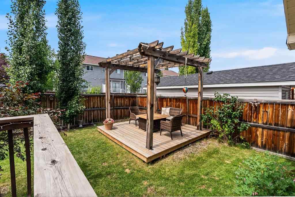 MLS® A2237338 - 202 Shawinigan Way SW in Shawnessy Calgary, Residential