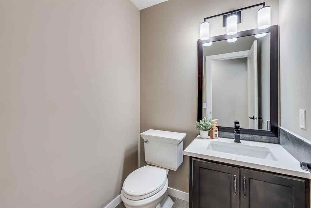 MLS® A2237338 - 202 Shawinigan Way SW in Shawnessy Calgary, Residential