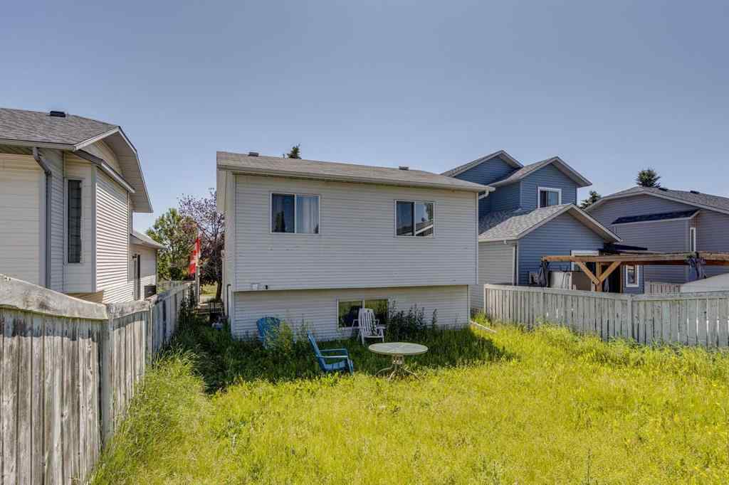 MLS® A2237340 - 96 Covington Road NE in Coventry Hills Calgary, Residential