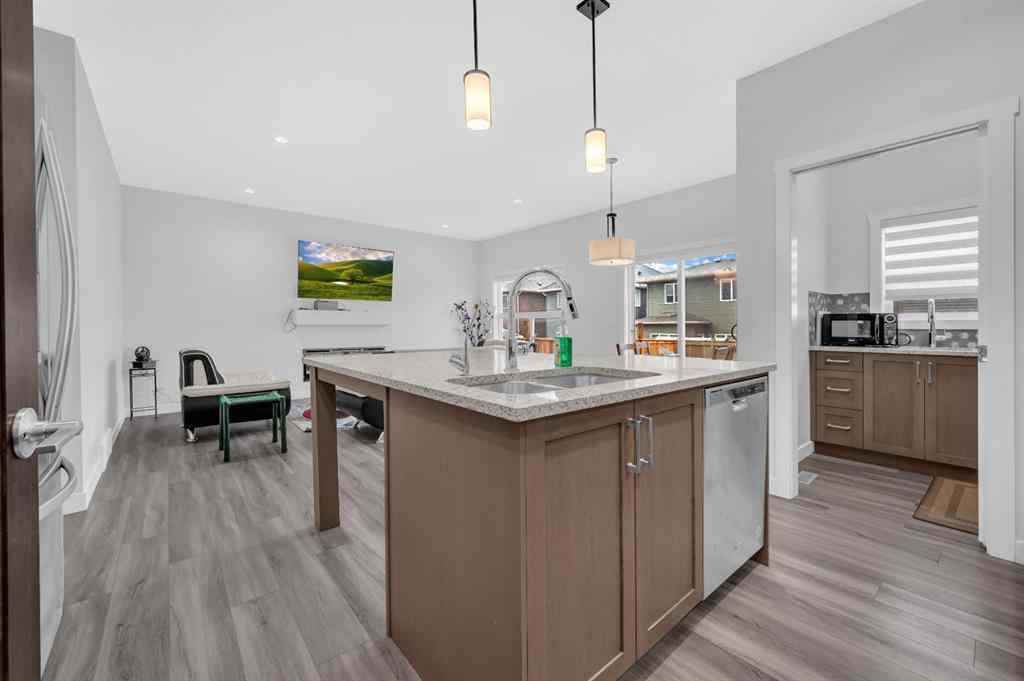 MLS® A2237343 - 40 saddlestone Way NE in Saddle Ridge Calgary, Residential