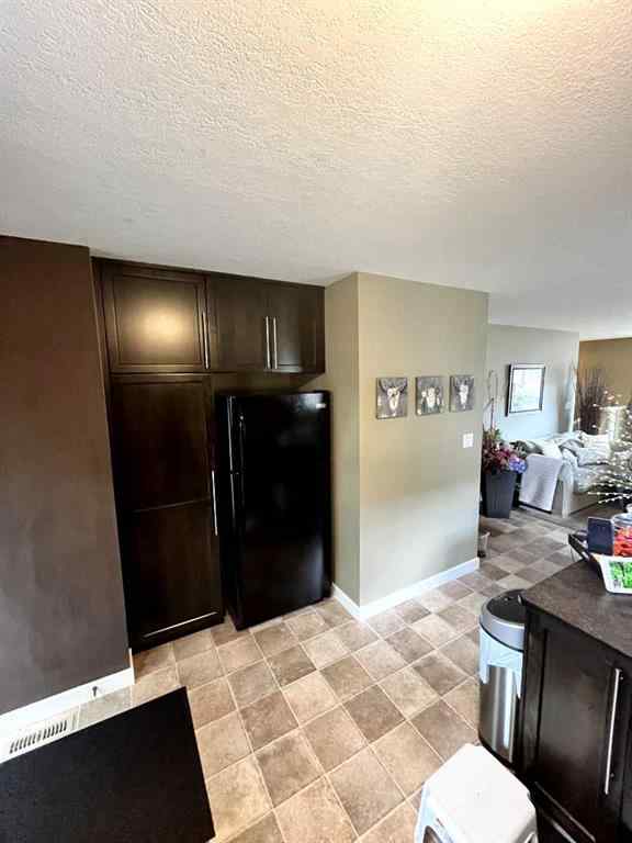 MLS® A2237349 - Unit #H 5609 43 Street  in NONE Taber, Residential