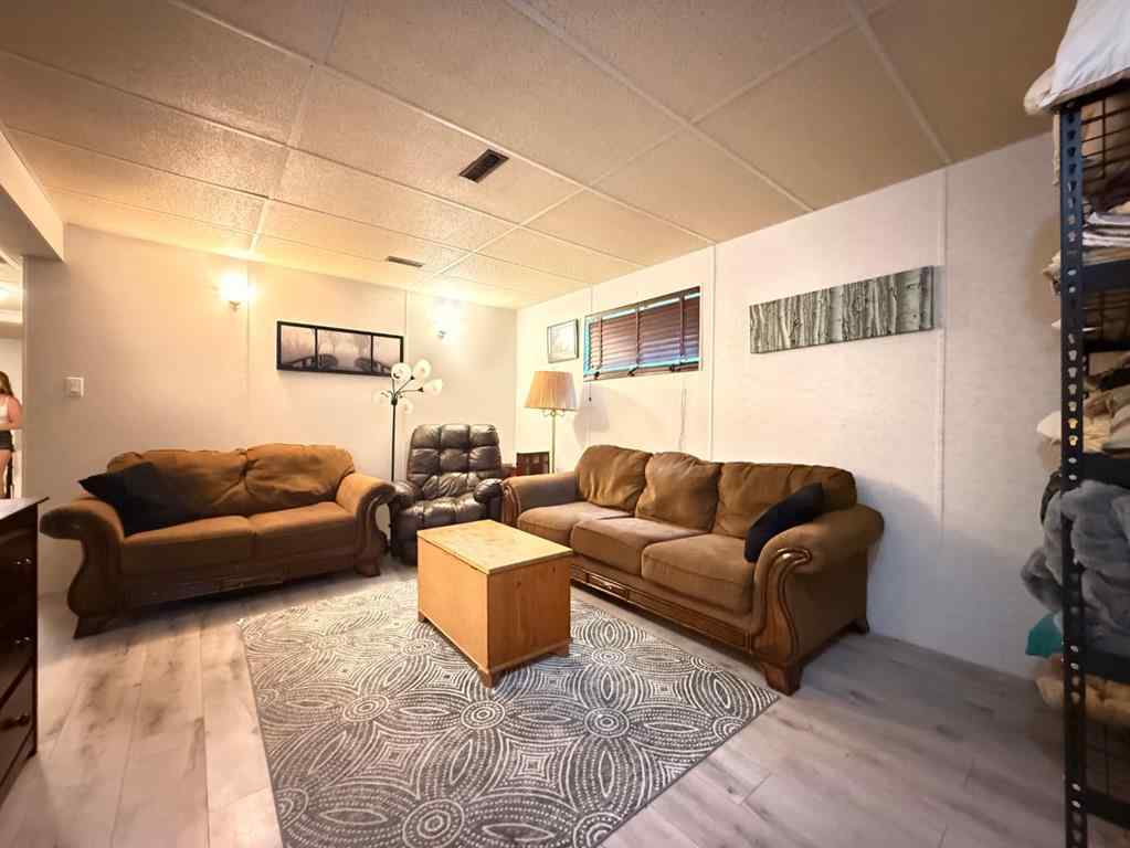 MLS® A2237353 - 213 3 Street W in NONE Lashburn, Residential