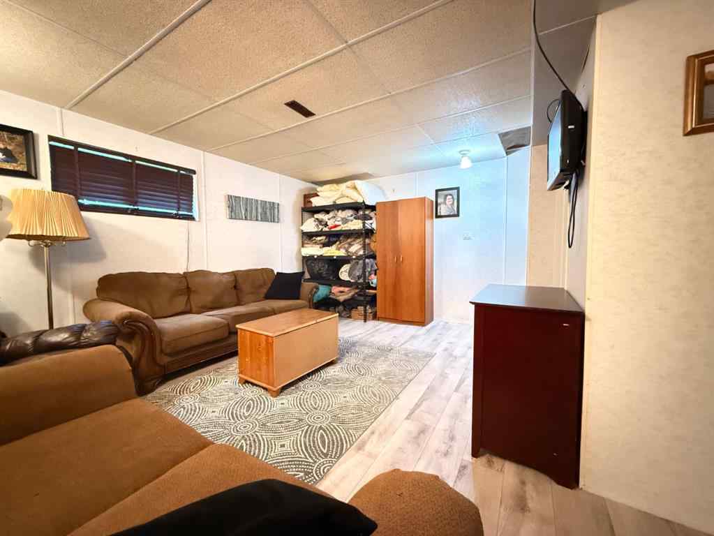 MLS® A2237353 - 213 3 Street W in NONE Lashburn, Residential