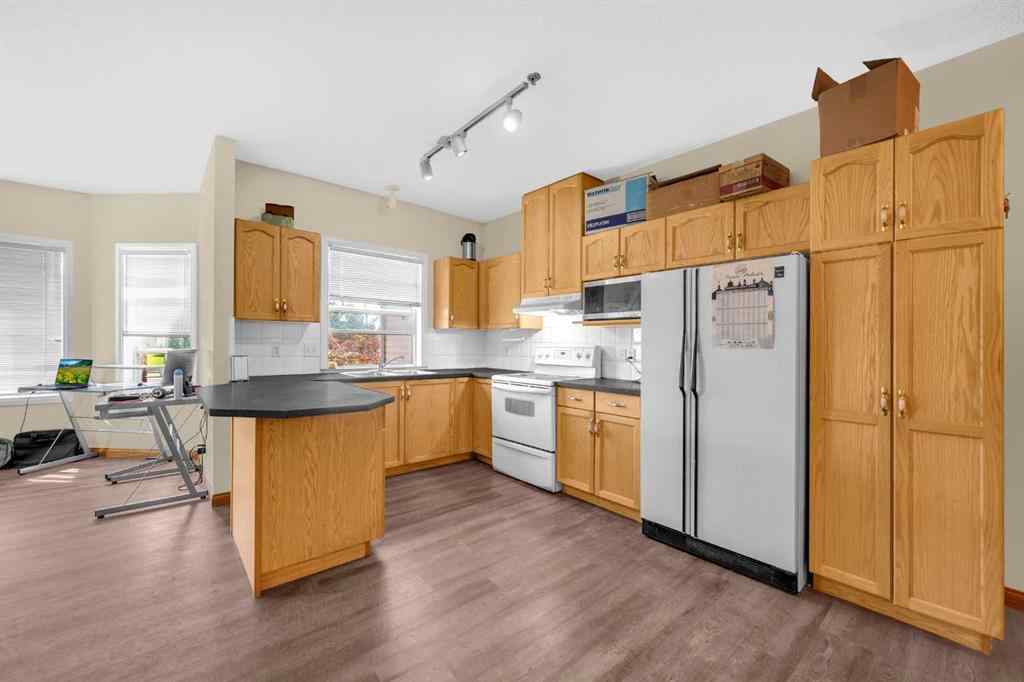 MLS® A2237366 - Unit #210 1920 14 Avenue NE in Mayland Heights Calgary, Residential