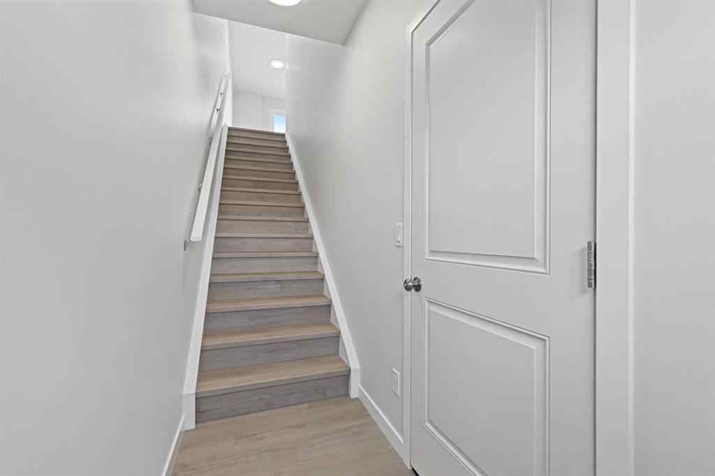 MLS® A2237393 - 11 Park Lane  in NONE Didsbury, Residential