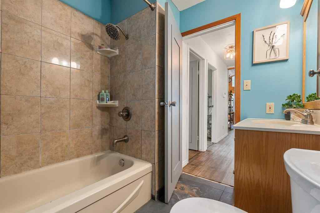 MLS® A2237399 - 51 Lightning Bay   in NONE Rural Barrhead No. 11, County of, Residential
