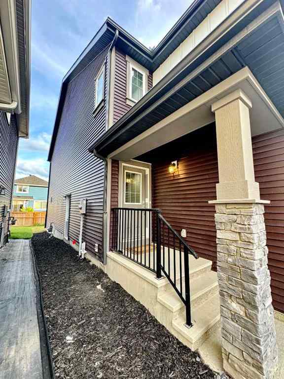 MLS® A2237405 - 14 Sundown Close  in Sunset Ridge Cochrane, Residential