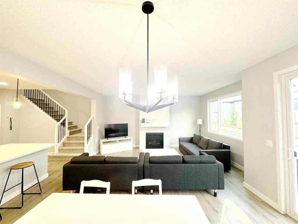 MLS® A2237405 - 14 Sundown Close  in Sunset Ridge Cochrane, Residential