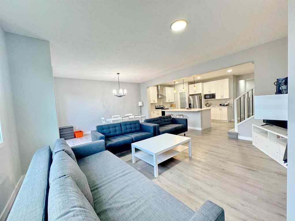 MLS® A2237405 - 14 Sundown Close  in Sunset Ridge Cochrane, Residential