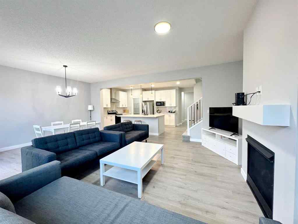 MLS® A2237405 - 14 Sundown Close  in Sunset Ridge Cochrane, Residential