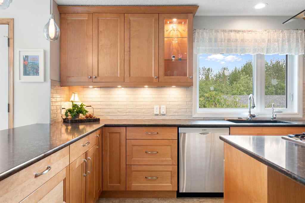 MLS® A2237415 - 31 Biggar Heights Bay  in Bearspaw_Calg Rural Rocky View County, Residential