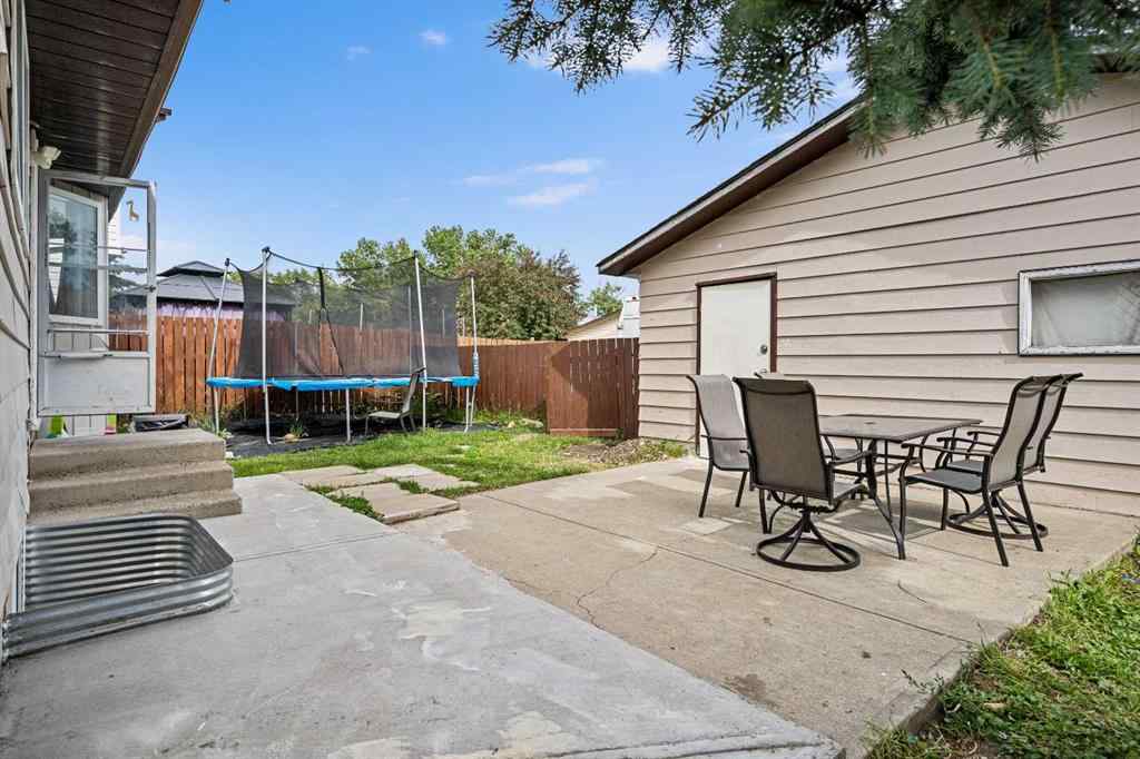MLS® A2237429 - 88 Templewood Road NE in Temple Calgary, Residential