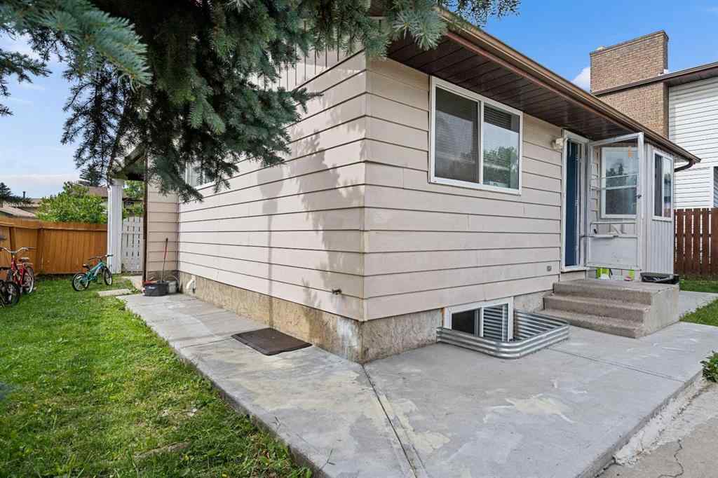 MLS® A2237429 - 88 Templewood Road NE in Temple Calgary, Residential