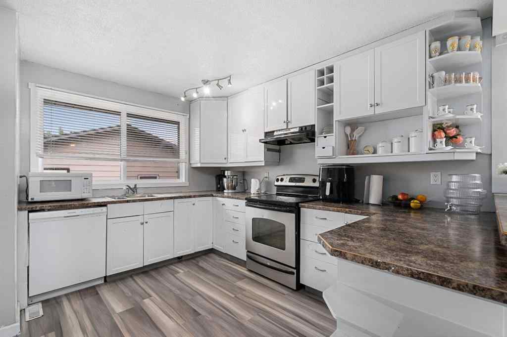 MLS® A2237429 - 88 Templewood Road NE in Temple Calgary, Residential