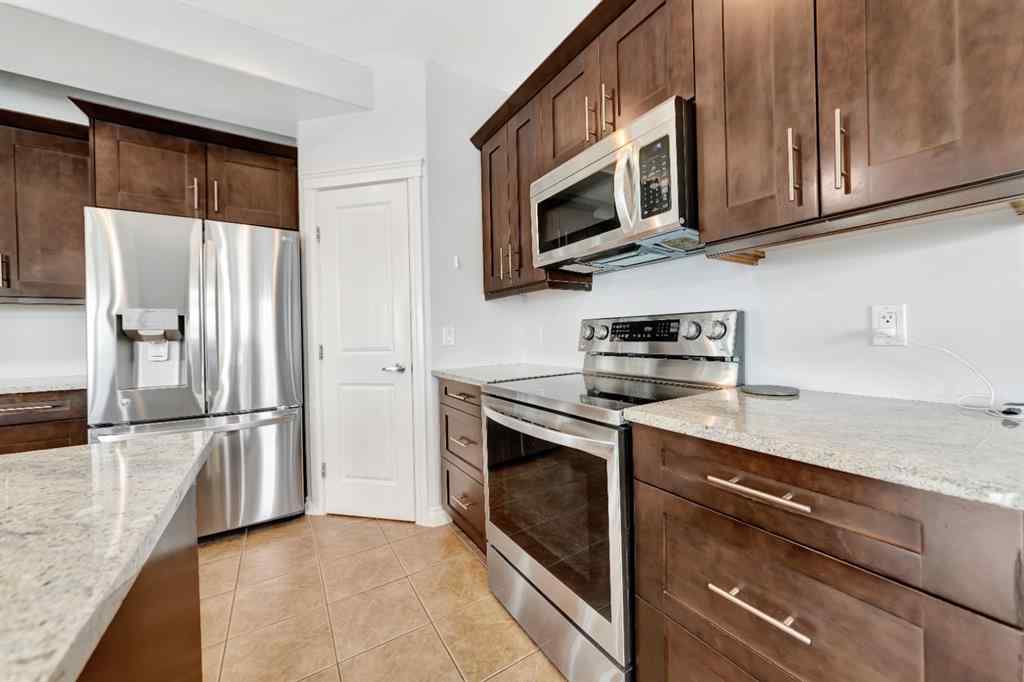 MLS® A2237436 - 5502 15 Street  in College Park Lloydminster, Residential
