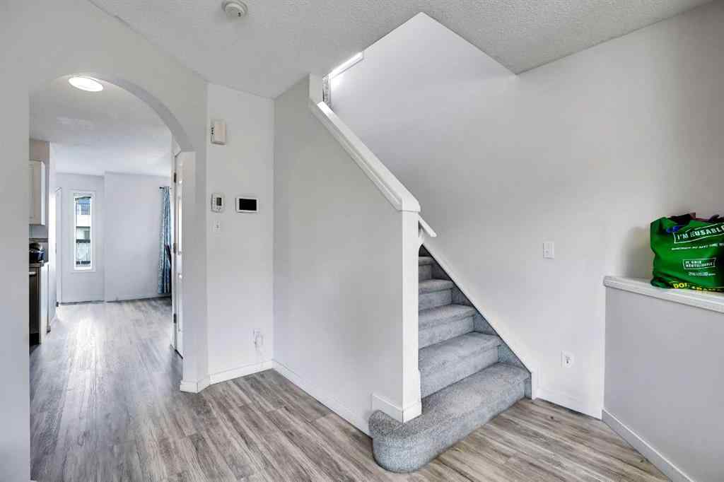 MLS® A2237439 - 19 Taravista Gardens NE in Taradale Calgary, Residential