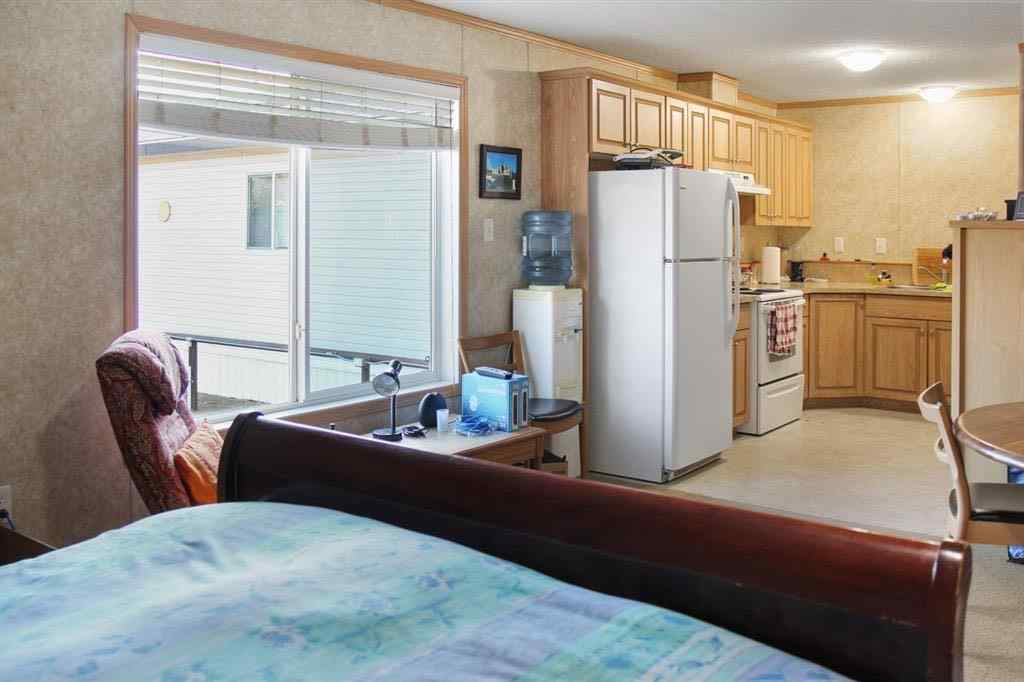 MLS® A2237460 - 5112 49 Street  in Hardisty Hardisty, Commercial