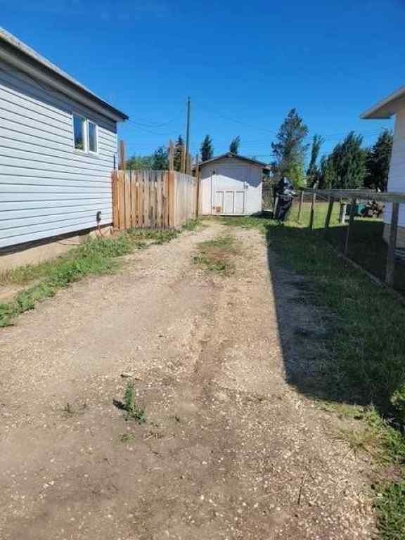 MLS® A2237482 - 10210 103 Street  in NONE Hythe, Residential