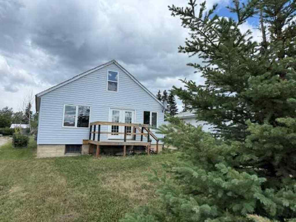 MLS® A2237482 - 10210 103 Street  in NONE Hythe, Residential