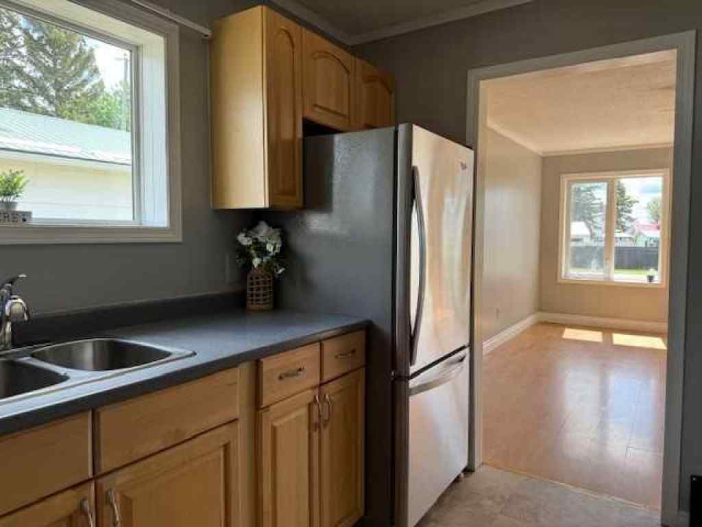 MLS® A2237482 - 10210 103 Street  in NONE Hythe, Residential