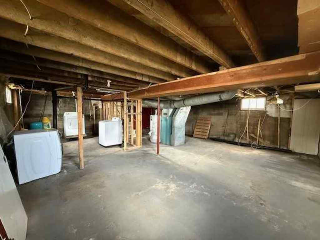 MLS® A2237482 - 10210 103 Street  in NONE Hythe, Residential