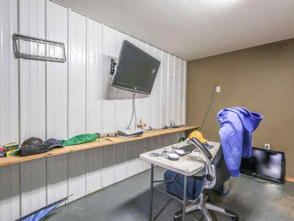 MLS® A2237491 - 40446 HWY 56   in NONE Rural Stettler No. 6, County of, Residential